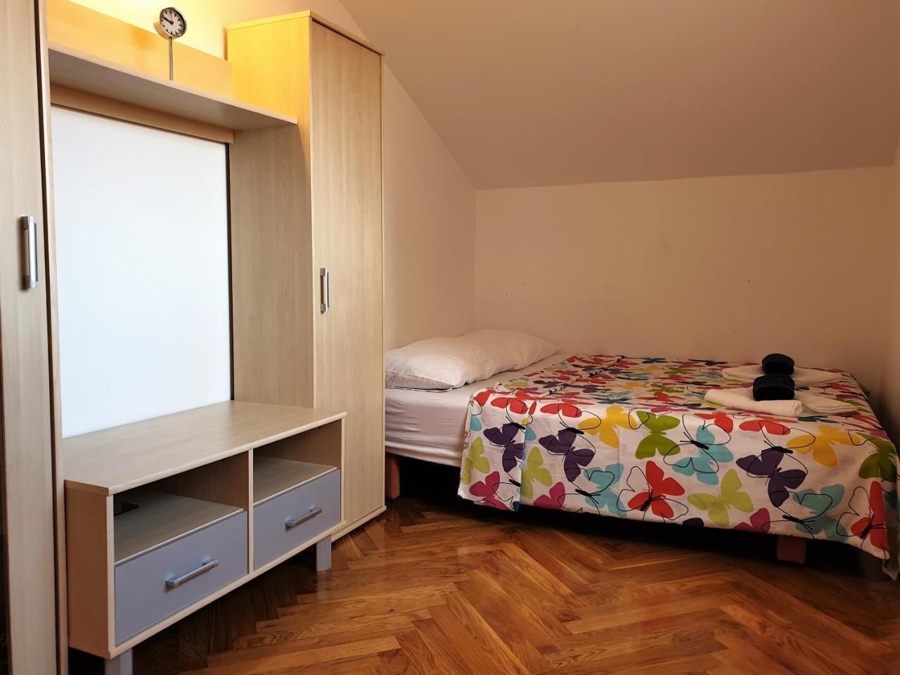 Apartment Valamar Novalja Exteriör bild
